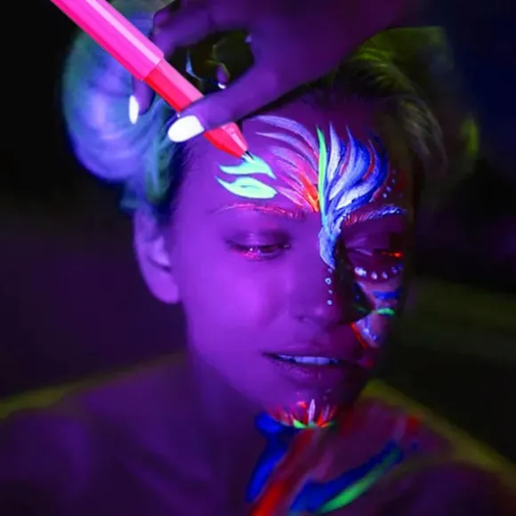 6 stk./sæt Neon Fluorescerende Selvlysende Ansigtsmaling Stifter Vaskbare Makeup Farveblyanter til Voksen Halloween Maskeradefest