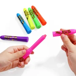 6 stk./sæt Neon Fluorescerende Selvlysende Ansigtsmaling Stifter Vaskbare Makeup Farveblyanter til Voksen Halloween Maskeradefest