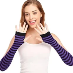 Arm sleeves + damestrømper - stribede knæstrømper (sorte og lilla striber)