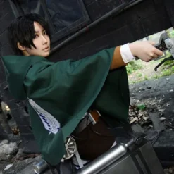 Attack On Titan Cloak Anime Cosplay kostume Grøn Cape Halloween L 2XL
