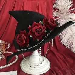 Mørk roman Gotisk Sort Strikket Heksehat med Rose til Kvinder Piger Bred Skygge Spids Moderne Troldmandshat til Halloween (Heksehat med Rød Rose)