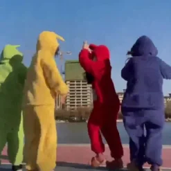 Nyt Teletubbies-kostume til voksne Lala Tinky Winky Onesies Cosplay Julepyjamas Pyjamas Halloween Dyre-natdragt Jumpsuit Tinky Winky Costume Adult S | Fyndiq
