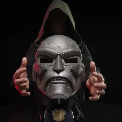 Premium hjelm fra Doctor Doom, cosplay-artikel, til voksne, Marvel Legends Series, Fra 14 år Flerfärgad