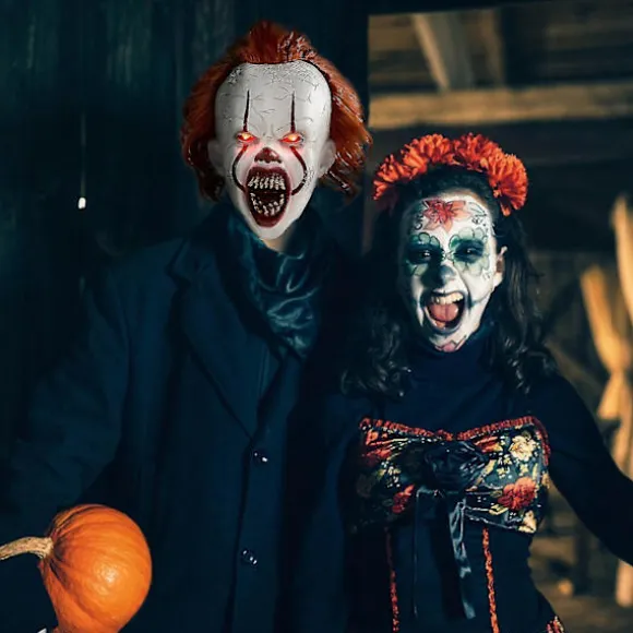REA Skræmmende It Pennywise Krybende Klovnemaske, Cosplay & Dekoration Halloween Festrekvisitter Smiley Smiley Glowing