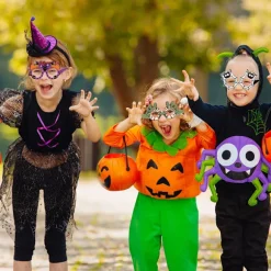 Uhæggelige papirbriller til Halloween-sjov, Halloween-briller med 12 assorterede uhyggelige mønstre, holdbare letvægts kostumetilbehør til børn og
