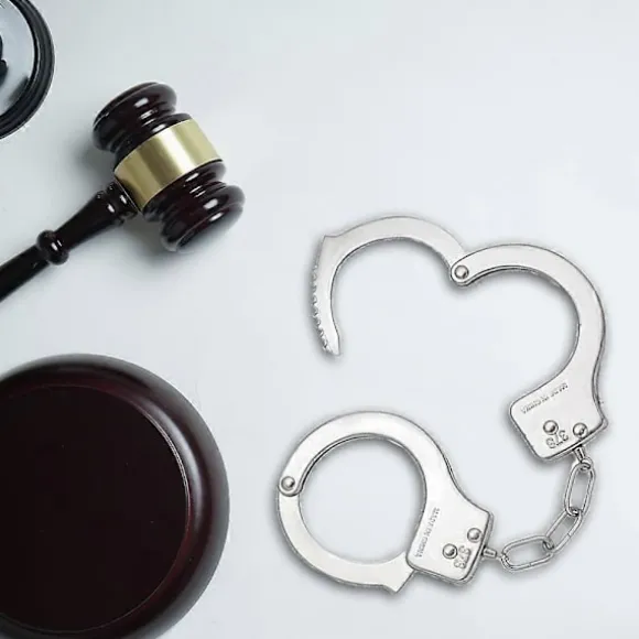 Universal Kompatibilitet Ægte Metal Håndjern, Sikkerheds Hurtigudløsning Legetøj til Rollespil Med Justerbar Håndledspasform Og Beskyttende Støvdække, Ideel Til | Fyndiq