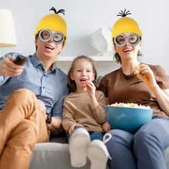 Voksne Børn Cosplay Minions Kostume Hat Handsker Briller Maskerade Jul B Sæt (Overall+Hat+Briller+Handsker) B Sæt (Jumpsuit+Hat+Briller+Handsker)-FM- 110CM B Set (Jumpsuit+Hat+Glasses+Gloves ) | Fyndiq